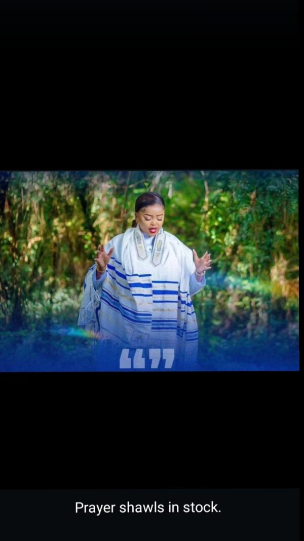 Prayer shawl