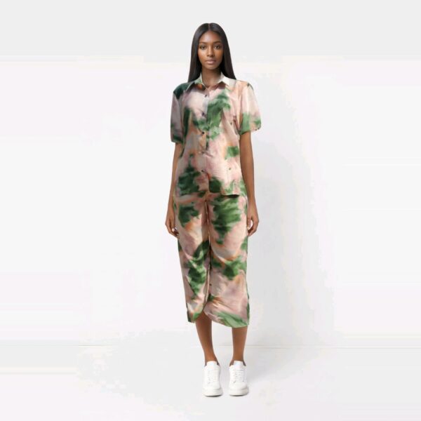 LADIES WEAR